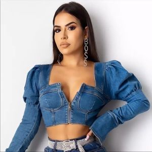 Puff sleave corset top